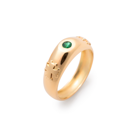 Anel Faith em ouro amarelo 18k com turmalina rosa — detalhe | Fabi Jorge